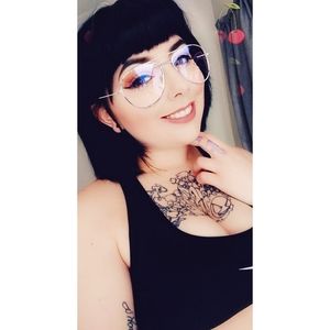 Meet your Posher, Sierra